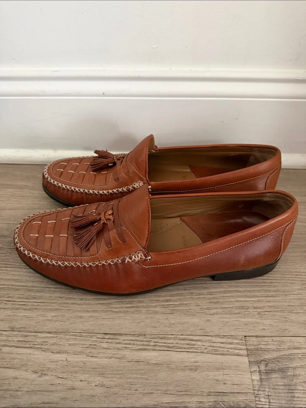 Johnston & Murphy Sheepskin Leather Tassel Loafers Men's Size 11